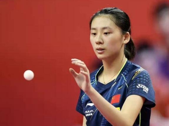 那不勒斯的 那不勒斯的